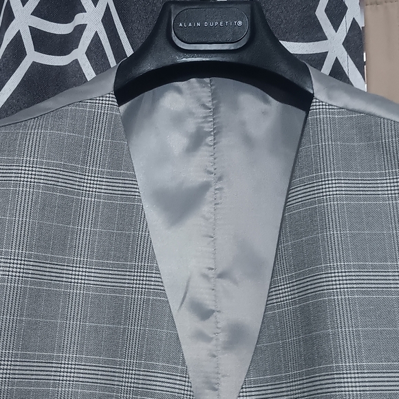 Mens Vest - Picture 4 of 7